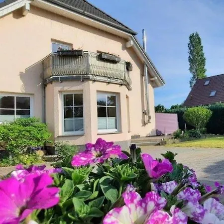 Emilia Mit W-lan Und Sonnenterrasse *